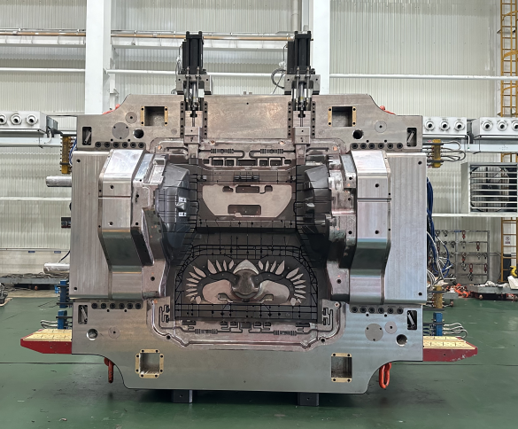 年產(chǎn)400套復雜精密壓鑄模具。